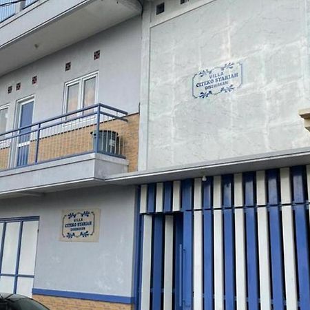 Villa Syariah Citeko Mitra Reddoorz Bogor Exteriör bild