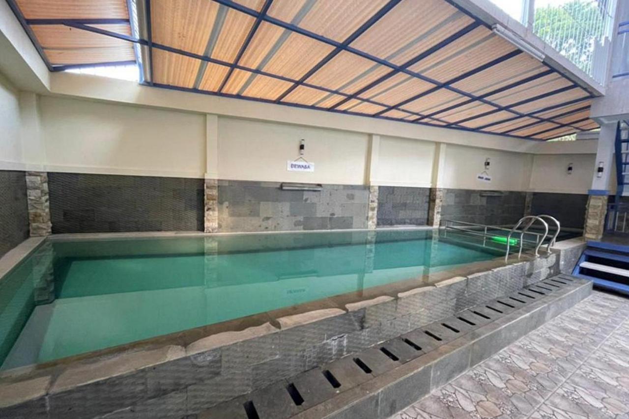 Villa Syariah Citeko Mitra Reddoorz Bogor Exteriör bild