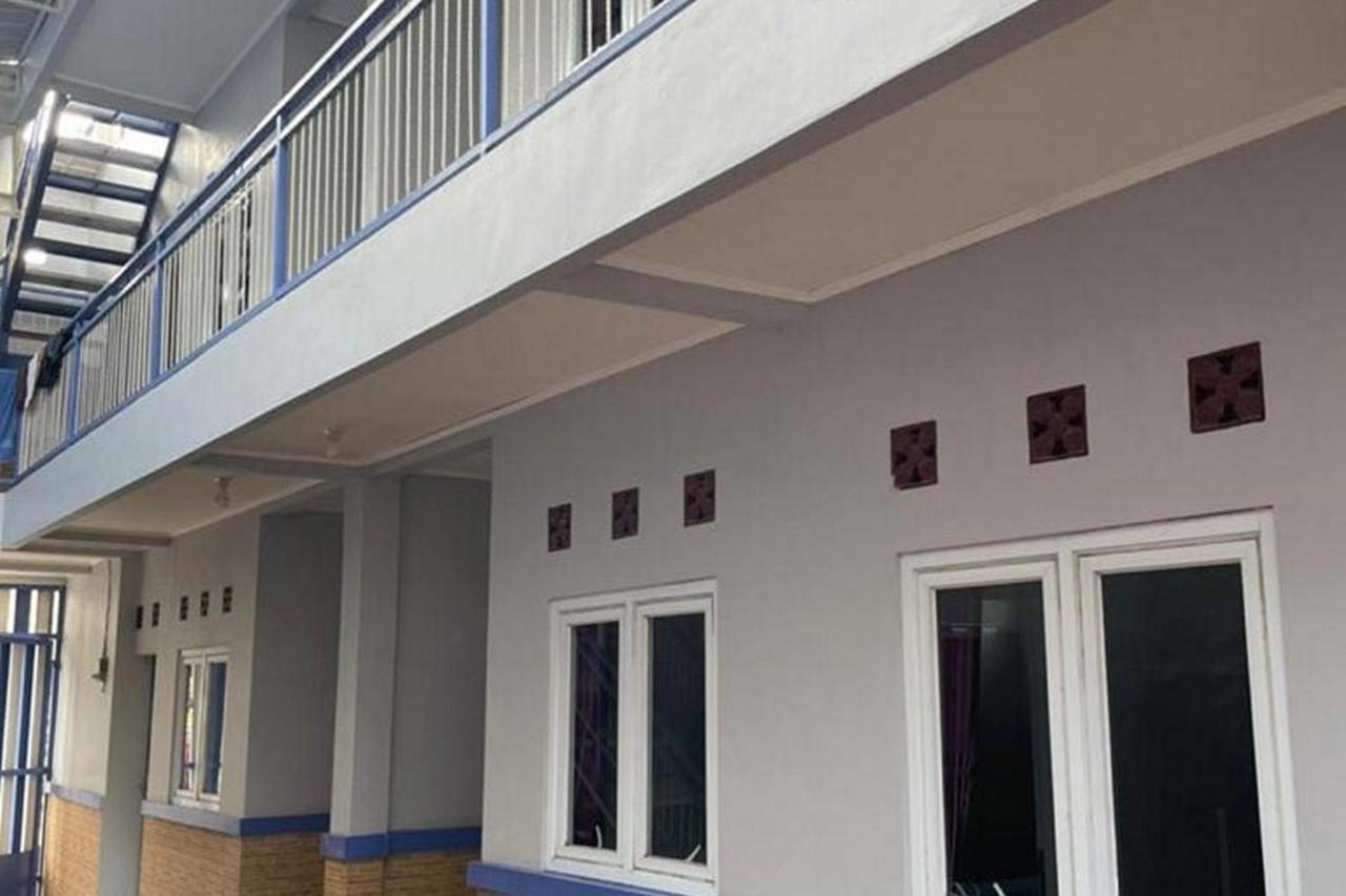 Villa Syariah Citeko Mitra Reddoorz Bogor Exteriör bild